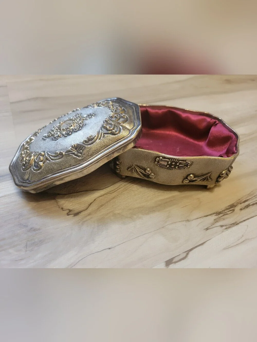 N/A silver design
